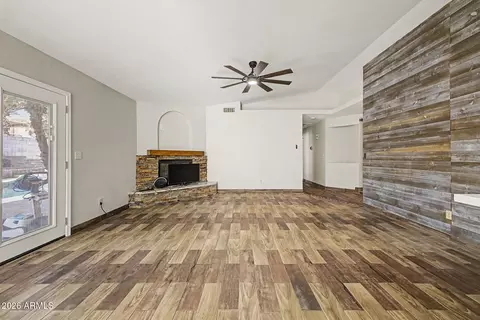 Living - 7338 E Greenway St, Mesa, AZ 85207 photo 2 of 5