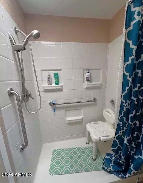 Bath - 711 Cole Ave, Bisbee, AZ 85603 photo 4 of 8