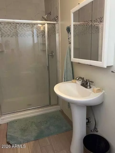 Bath - 711 Cole Ave, Bisbee, AZ 85603 photo 7 of 8
