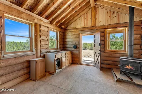 Entry Way - 1315 E Bighorn Trl, Williams, AZ 86046 photo 2 of 5