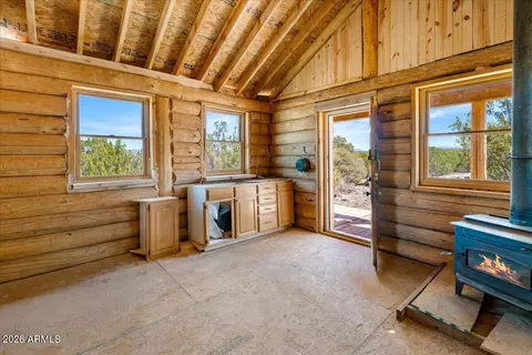 Entry Way - 1315 E Bighorn Trl, Williams, AZ 86046 photo 3 of 5