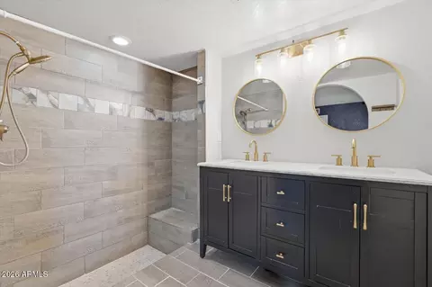 Bath - 703 N N Frst, Mesa, AZ 85203 photo 1 of 2