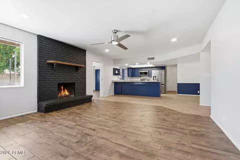 Living - 703 N N Frst, Mesa, AZ 85203 photo 5 of 6