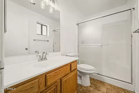 Bath - 6535 E Alder Ave, Mesa, AZ 85206 photo 1 of 2