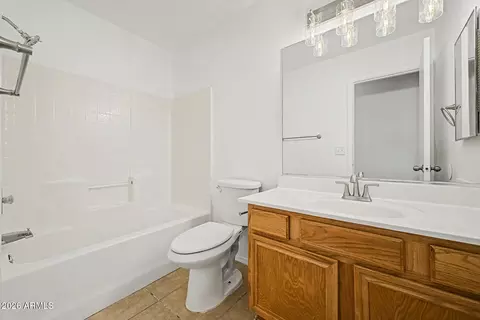 Bath - 6535 E Alder Ave, Mesa, AZ 85206 photo 2 of 2