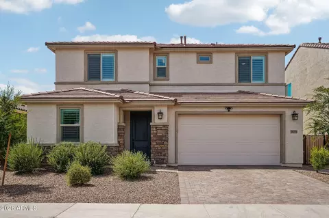 9019 W Denton Ln, Glendale, AZ 85305