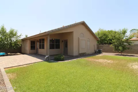 Exterior - 1816 E Morgan Dr, Gilbert, AZ 85295 photo 2 of 2