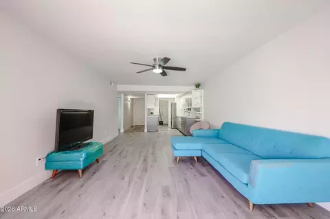 Living - 5114 E Monte Vista Rd, Phoenix, AZ 85008 photo 2 of 3