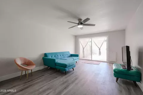 Living - 5114 E Monte Vista Rd, Phoenix, AZ 85008 photo 3 of 3