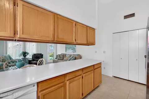 Kitchen - 1965 E Morrow Dr, Phoenix, AZ 85024 photo 2 of 8