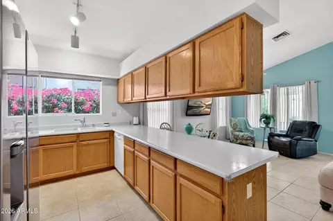 Kitchen - 1965 E Morrow Dr, Phoenix, AZ 85024 photo 1 of 8