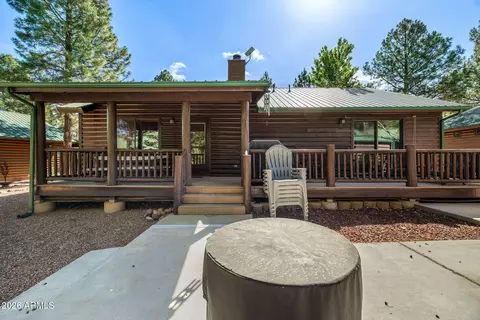 Exterior - 2652 Lodge Loop, Overgaard, AZ 85933 photo 7 of 9