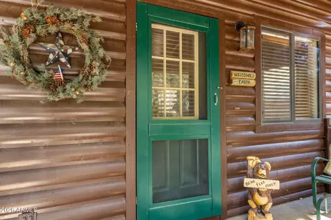 Exterior - 2652 Lodge Loop, Overgaard, AZ 85933 photo 4 of 9
