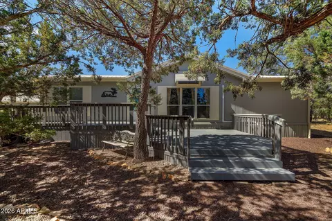 3069 Aspen Rd, Overgaard, AZ 85933