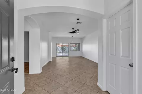 Entry Way - 1620 S 80th Dr, Phoenix, AZ 85043 photo 1 of 3