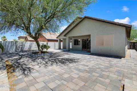 Exterior - 1620 S 80th Dr, Phoenix, AZ 85043 photo 3 of 5