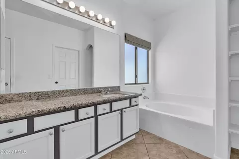 Bath - 1620 S 80th Dr, Phoenix, AZ 85043 photo 2 of 3