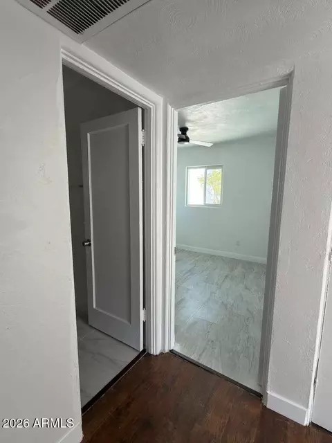 Entry Way - 2827 W Cavalier Dr, Phoenix, AZ 85017 photo 1 of 4