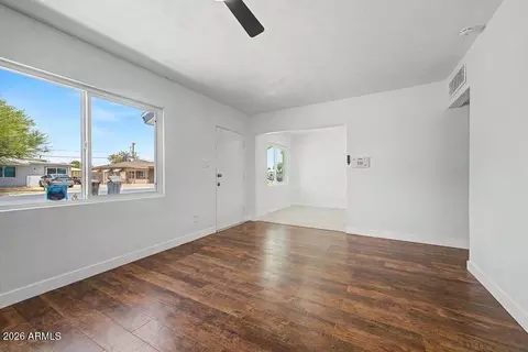 Living - 2827 W Cavalier Dr, Phoenix, AZ 85017 photo 1 of 3