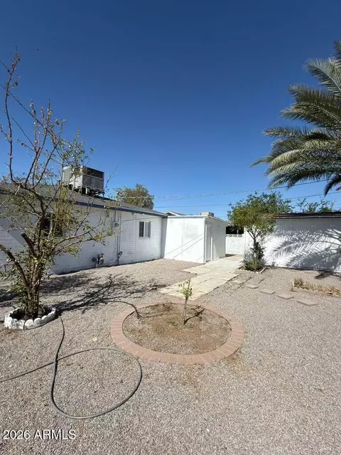 Exterior - 2827 W Cavalier Dr, Phoenix, AZ 85017 photo 8 of 8