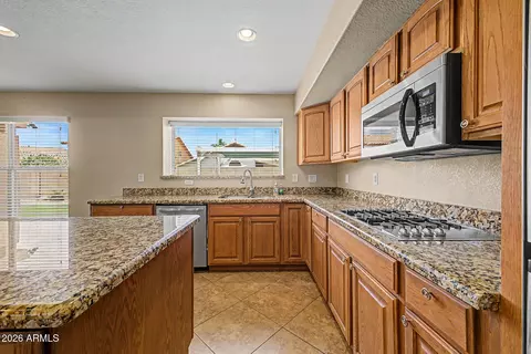 Kitchen - 1236 E Palo Verde St, Gilbert, AZ 85296 photo 4 of 4