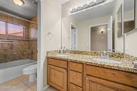 Bath - 1236 E Palo Verde St, Gilbert, AZ 85296 photo 5 of 5