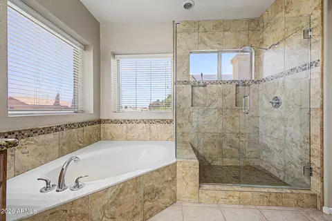 Bath - 1236 E Palo Verde St, Gilbert, AZ 85296 photo 3 of 5