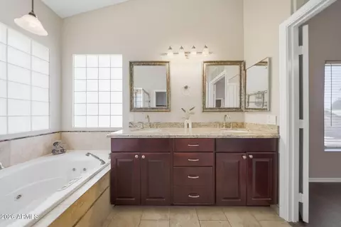 Bath - 3230 E Ford Ave, Gilbert, AZ 85234 photo 4 of 4