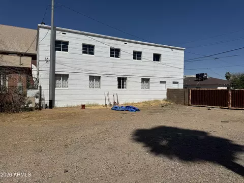 Exterior - 916 E Mckinley St, Phoenix, AZ 85006 photo 3 of 4