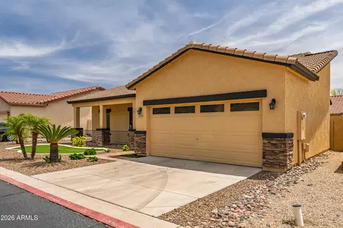 Exterior - 2191 E 25th Ave, Apache Junction, AZ 85119 photo 2 of 13