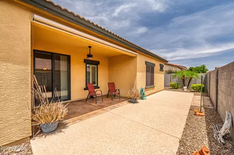Exterior - 2191 E 25th Ave, Apache Junction, AZ 85119 photo 8 of 13