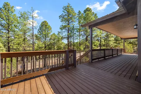 Exterior - 2273 Constellation Cir, Overgaard, AZ 85933 photo 5 of 9