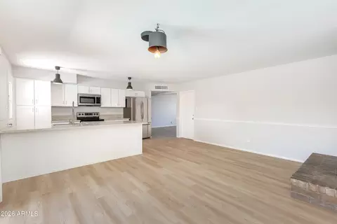 537 E Laguna Dr, Tempe, AZ 85282 photo 8