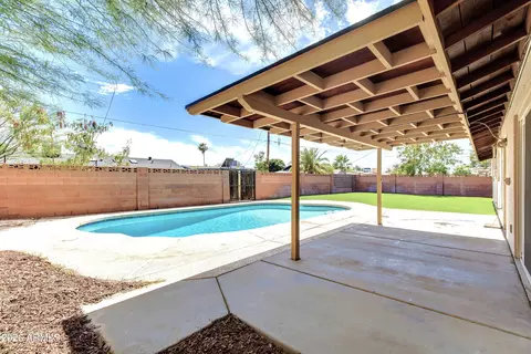 537 E Laguna Dr, Tempe, AZ 85282 photo 9