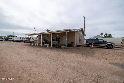 Exterior - 317 N Saguaro Dr, Apache Junction, AZ 85120 photo 3 of 9