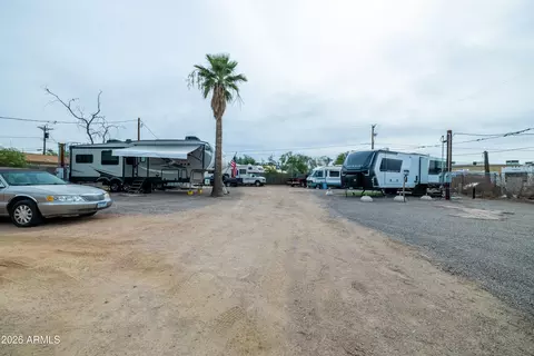 Exterior - 317 N Saguaro Dr, Apache Junction, AZ 85120 photo 1 of 9