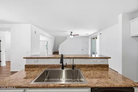 Kitchen - 4075 E Nunneley Rd, Gilbert, AZ 85296 photo 2 of 3