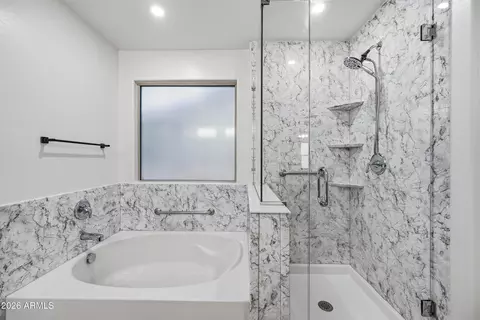 Bath - 4075 E Nunneley Rd, Gilbert, AZ 85296 photo 3 of 3