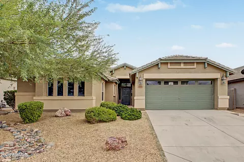 1657 E Baker Dr E, San Tan Valley, AZ 85140