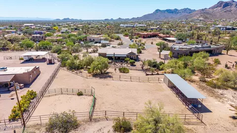 View/Area - 931 Echo Cir, Apache Junction, AZ 85119 photo 1 of 8