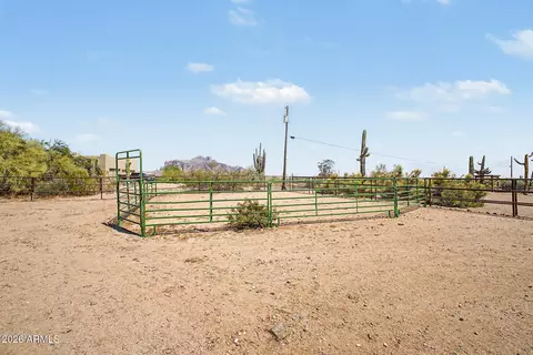 Exterior - 931 Echo Cir, Apache Junction, AZ 85119 photo 23 of 27