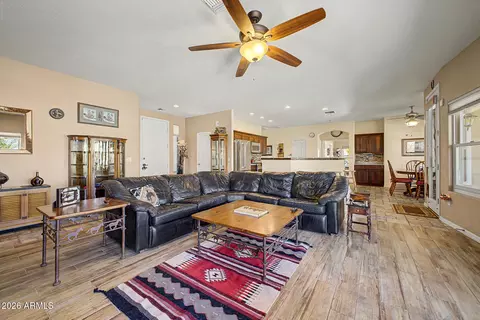 Living - 931 Echo Cir, Apache Junction, AZ 85119 photo 2 of 5