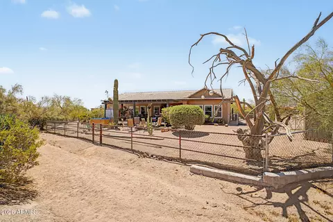 Exterior - 931 Echo Cir, Apache Junction, AZ 85119 photo 12 of 27