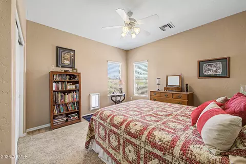 Bedroom - 931 Echo Cir, Apache Junction, AZ 85119 photo 6 of 8