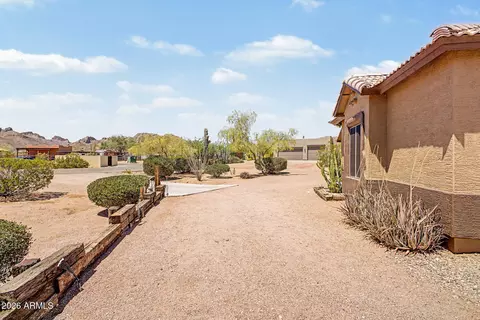 Exterior - 931 Echo Cir, Apache Junction, AZ 85119 photo 10 of 27