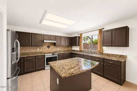 Kitchen - 1728 E Samuel Dr, Phoenix, AZ 85024 photo 1 of 1