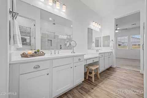 Bath - 2110 E Oriole Dr, Gilbert, AZ 85297 photo 3 of 4