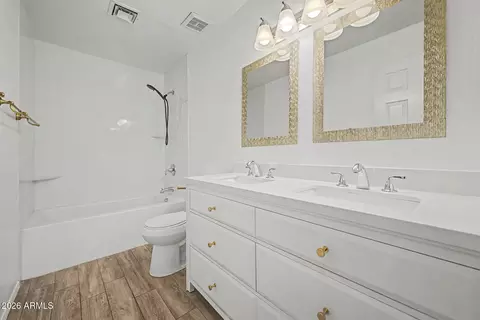 Bath - 5347 E Greenway St, Mesa, AZ 85205 photo 2 of 2