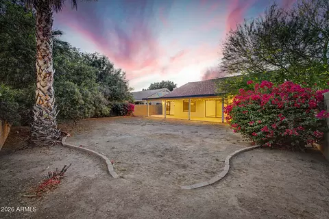 Exterior - 5347 E Greenway St, Mesa, AZ 85205 photo 5 of 10