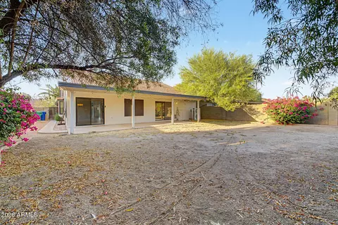 Exterior - 5347 E Greenway St, Mesa, AZ 85205 photo 8 of 10